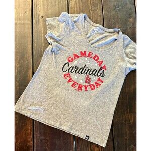 Women’s St Louis Cardinals Tshirt size Medium